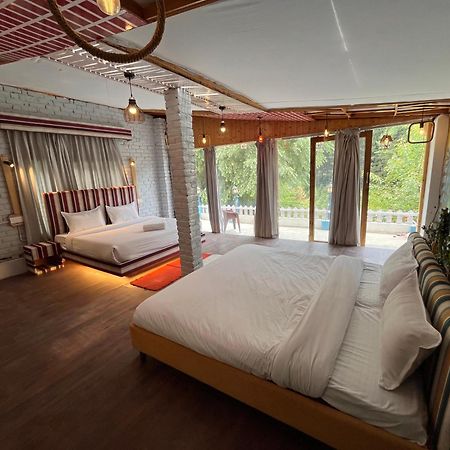 Hotel English Rose, #Personal Parking, #Petfriendly, #Garden, #Bonfire Under The Stars 마날리 외부 사진