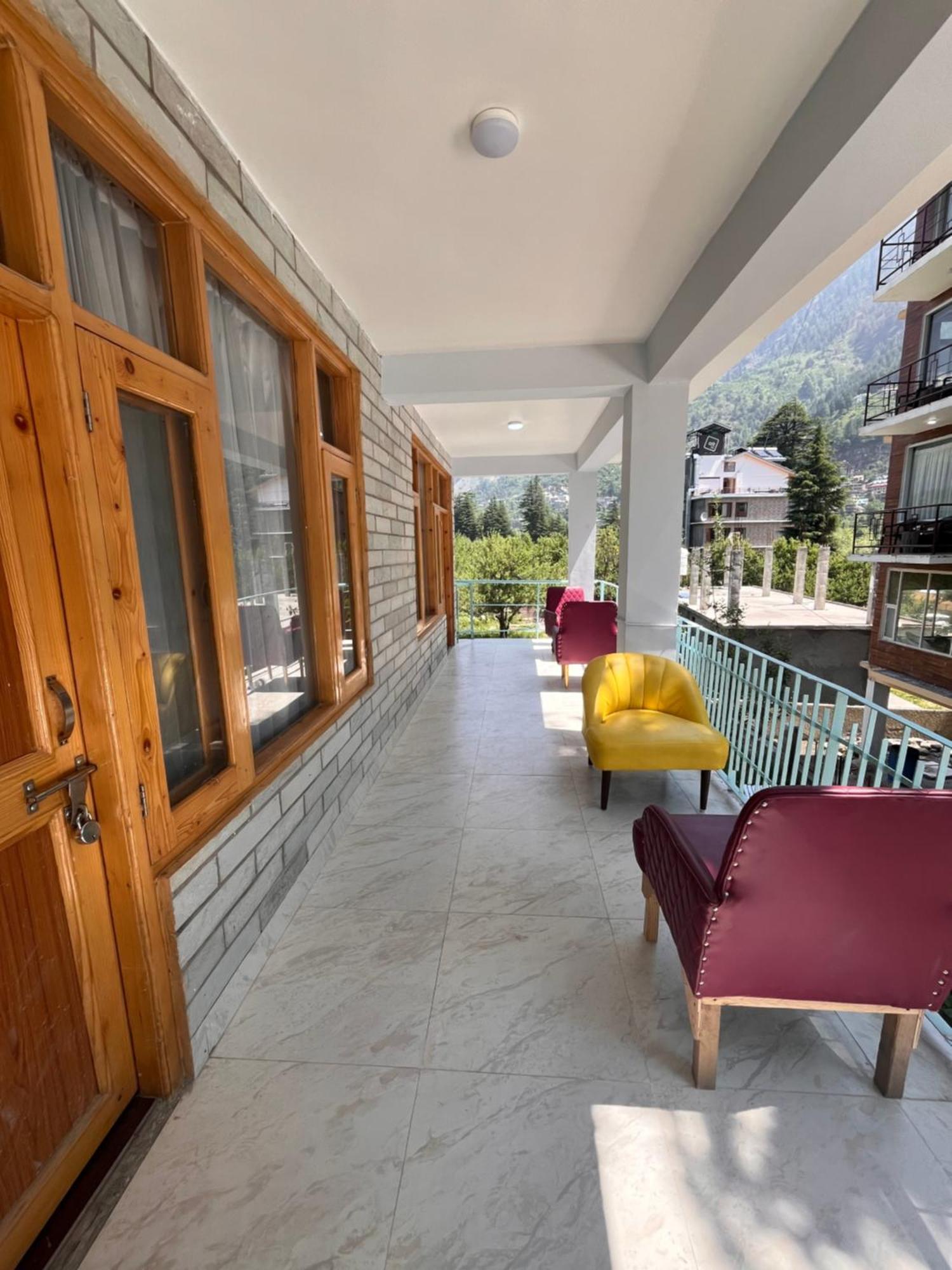 Hotel English Rose, #Personal Parking, #Petfriendly, #Garden, #Bonfire Under The Stars 마날리 외부 사진