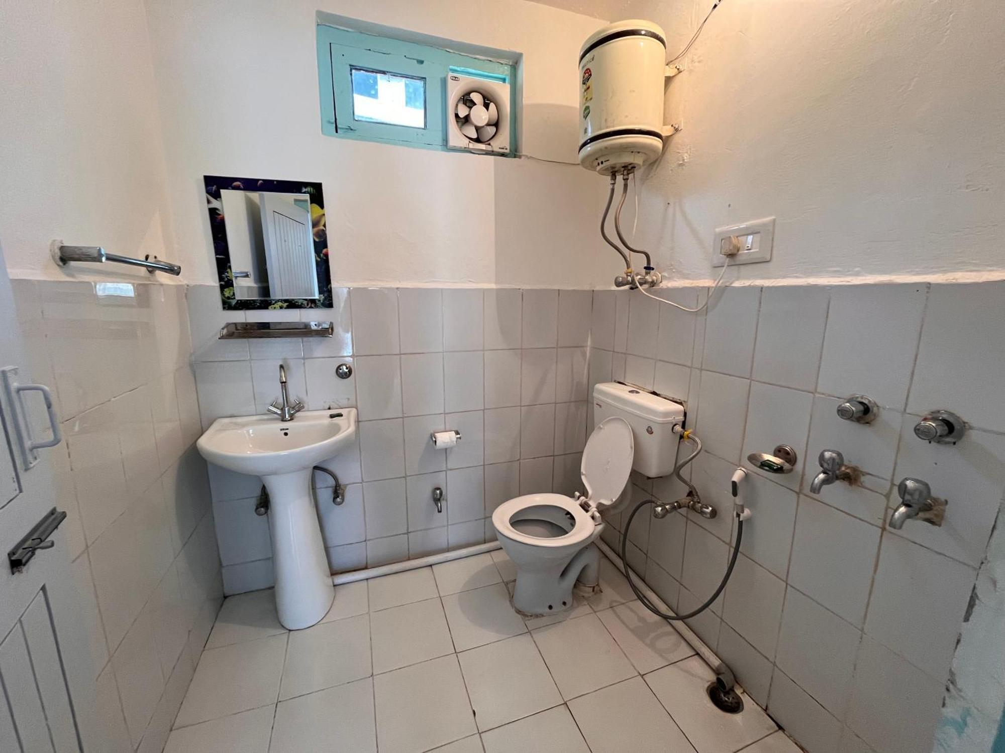 Hotel English Rose, #Personal Parking, #Petfriendly, #Garden, #Bonfire Under The Stars 마날리 외부 사진