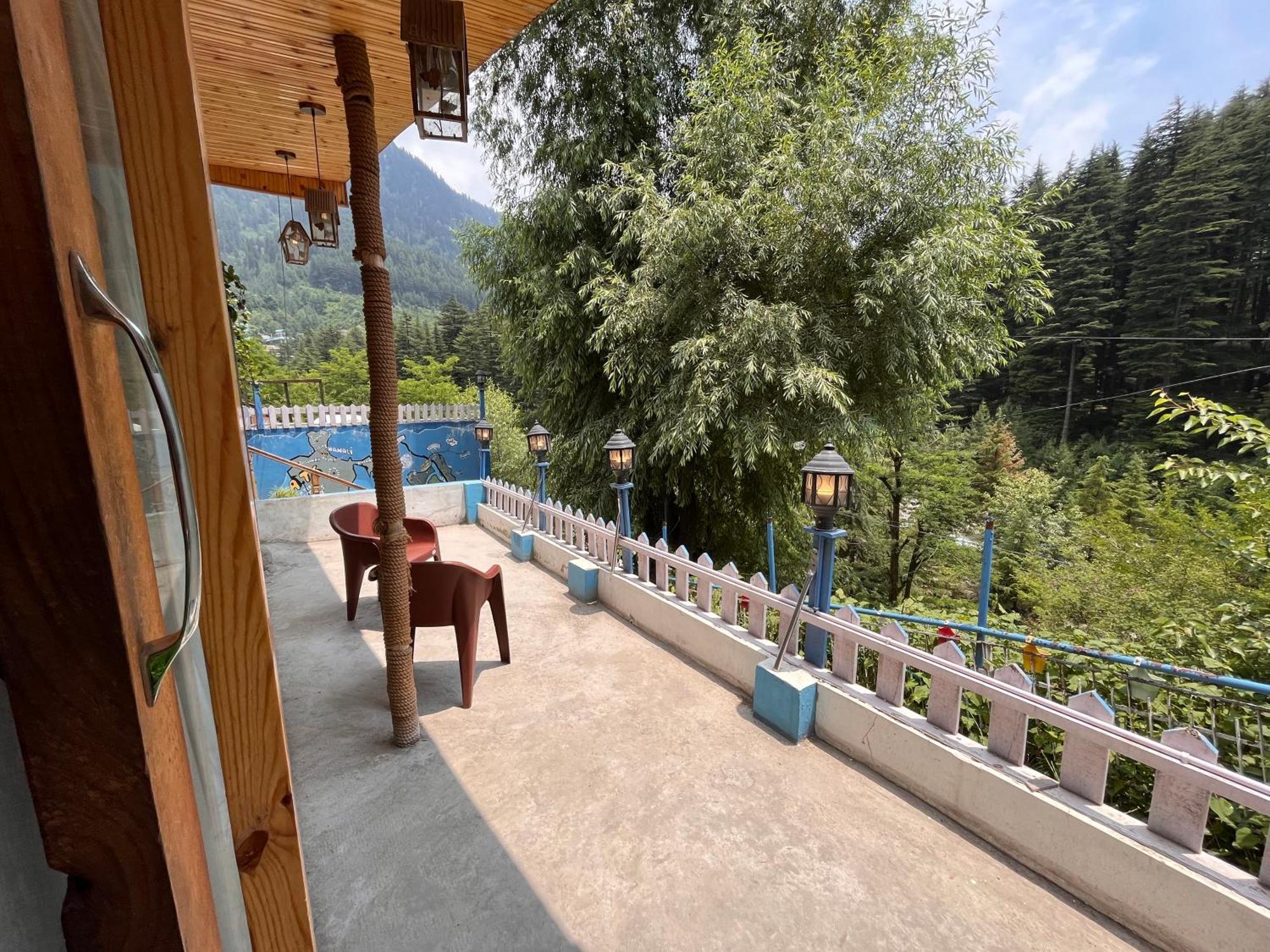 Hotel English Rose, #Personal Parking, #Petfriendly, #Garden, #Bonfire Under The Stars 마날리 외부 사진
