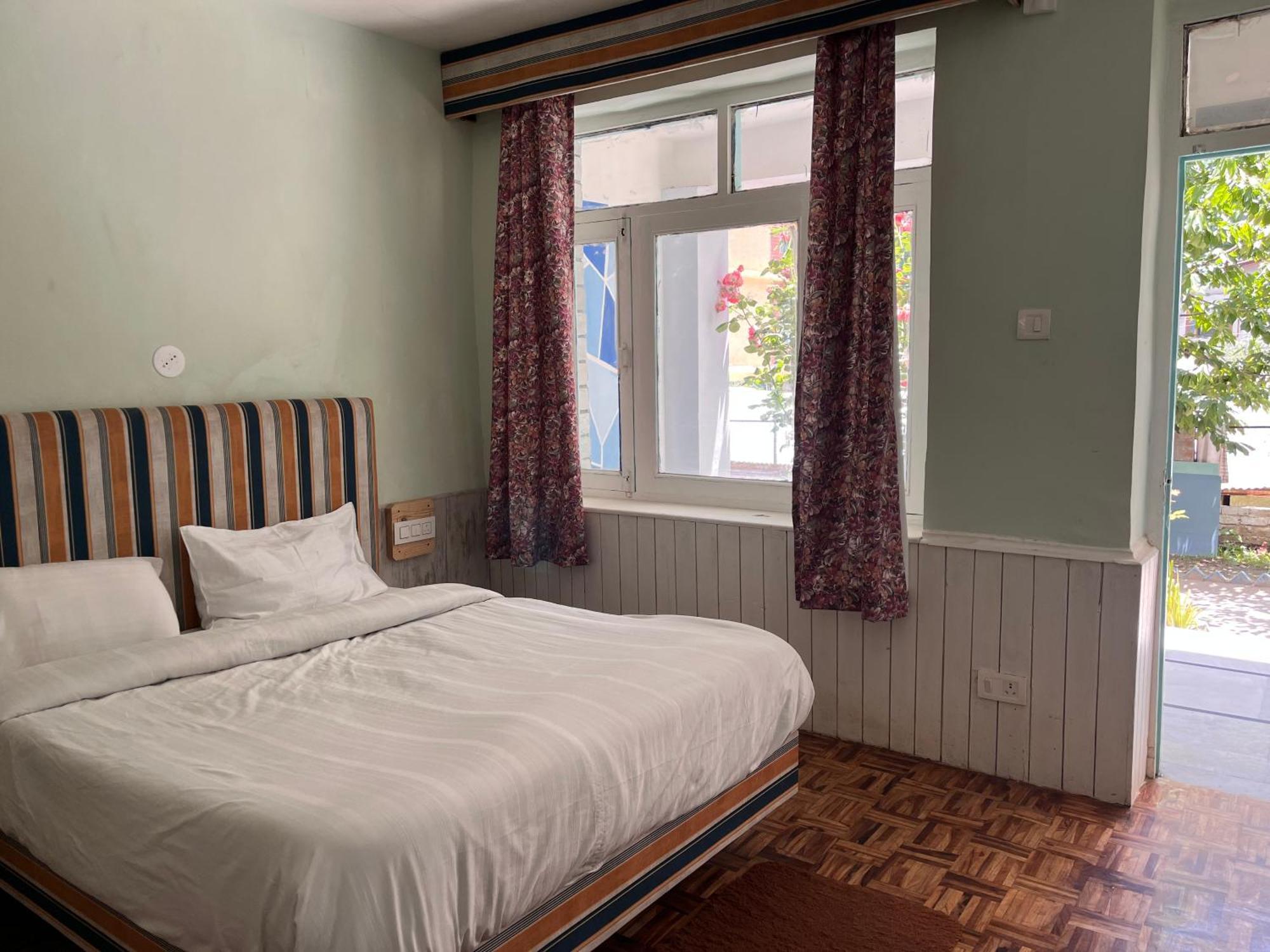 Hotel English Rose, #Personal Parking, #Petfriendly, #Garden, #Bonfire Under The Stars 마날리 외부 사진