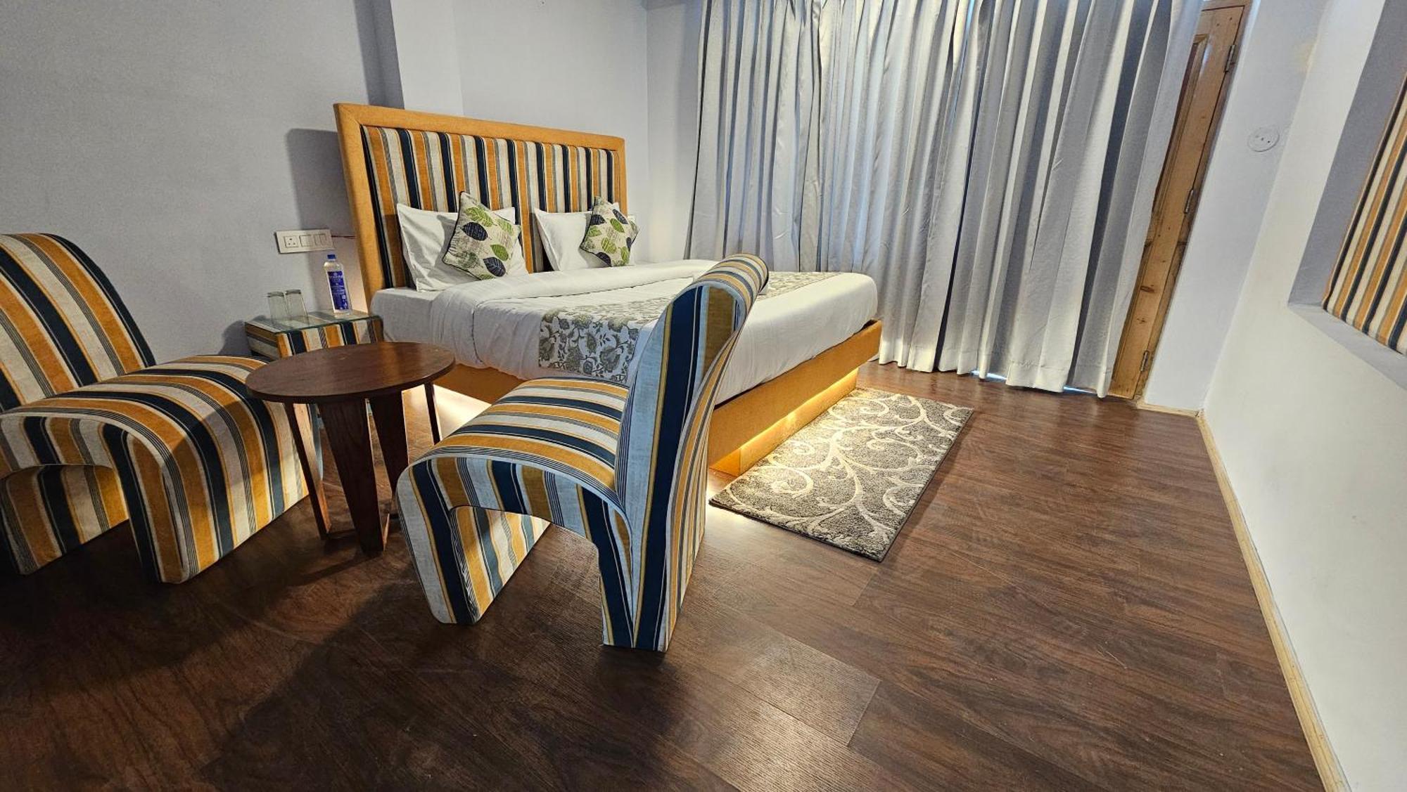Hotel English Rose, #Personal Parking, #Petfriendly, #Garden, #Bonfire Under The Stars 마날리 외부 사진
