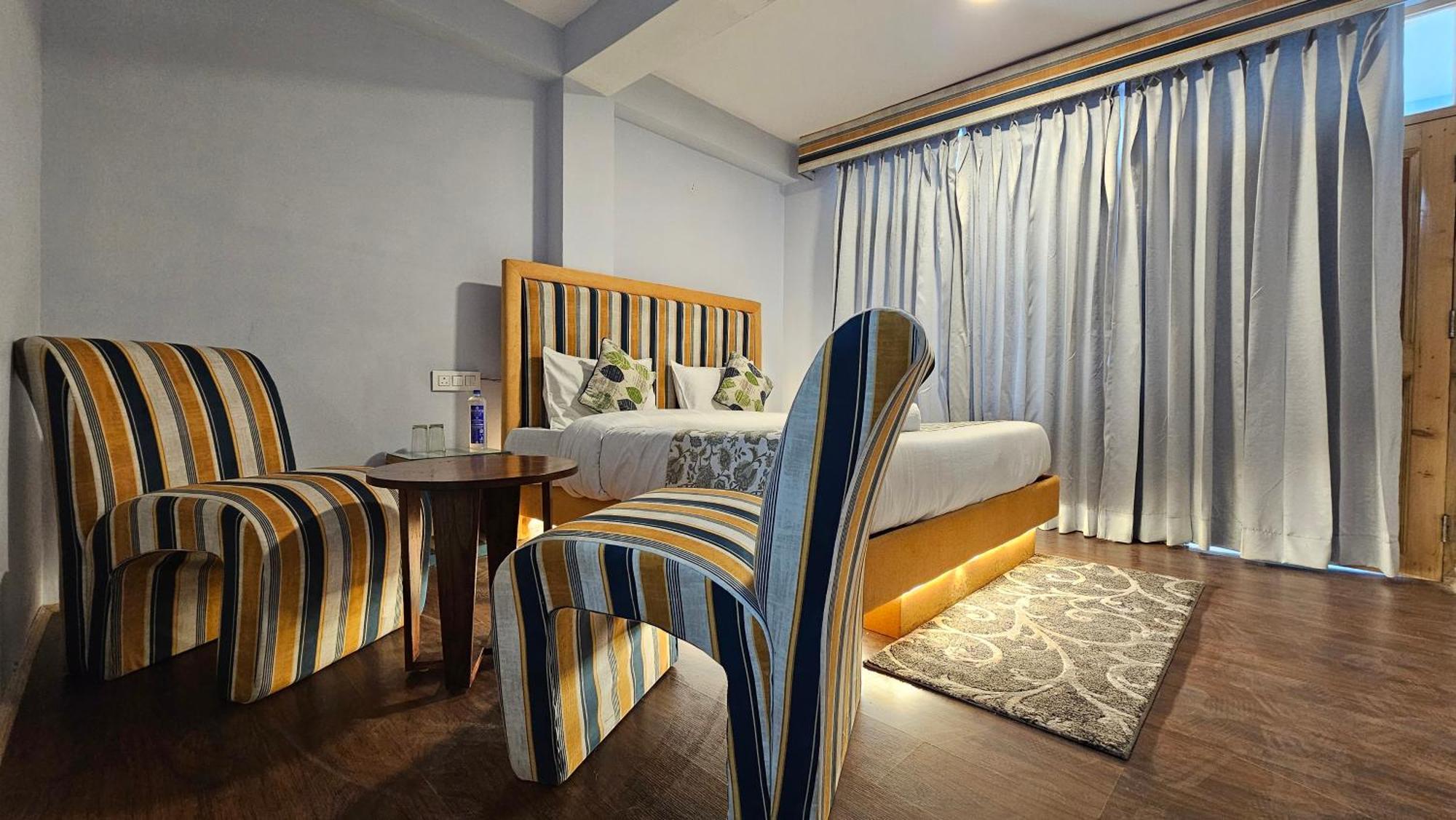 Hotel English Rose, #Personal Parking, #Petfriendly, #Garden, #Bonfire Under The Stars 마날리 외부 사진